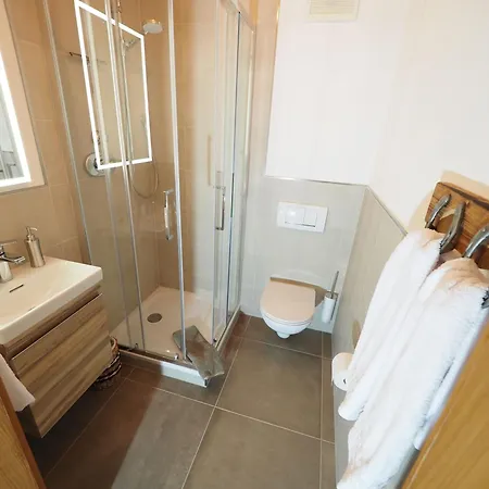 Bamberger Monika * Fischbachau